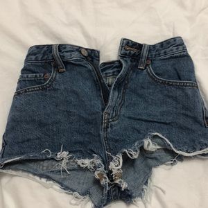 urban outfitters BDG jean shorts size 0